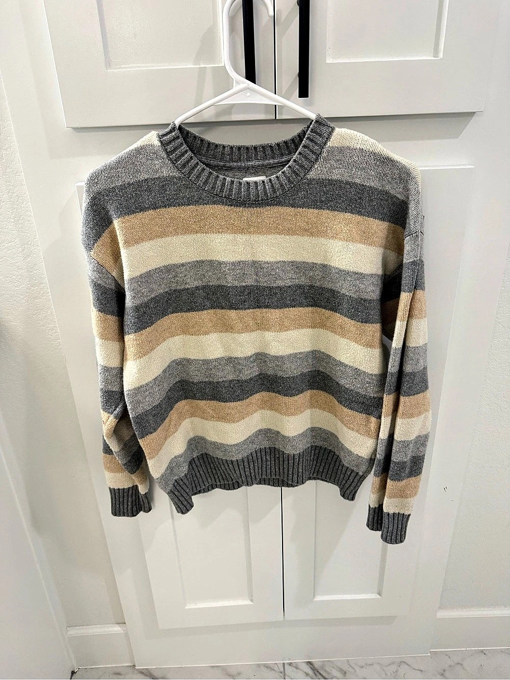 GAP Kids Striped Sweater Size XL Like New